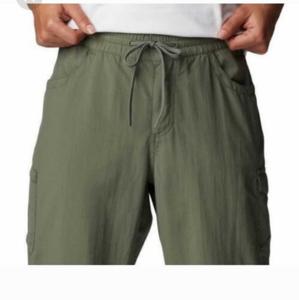 Columbia Woodland Hills Ladies Roll Up Pant – Ladies size XXL - Picture 4 of 5